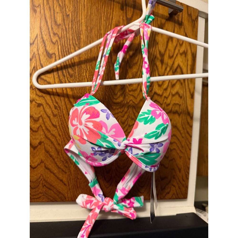 Macy's Exclusive FloralUnderwire Molded Halter Bikini TopMulti Color CW22213T XS